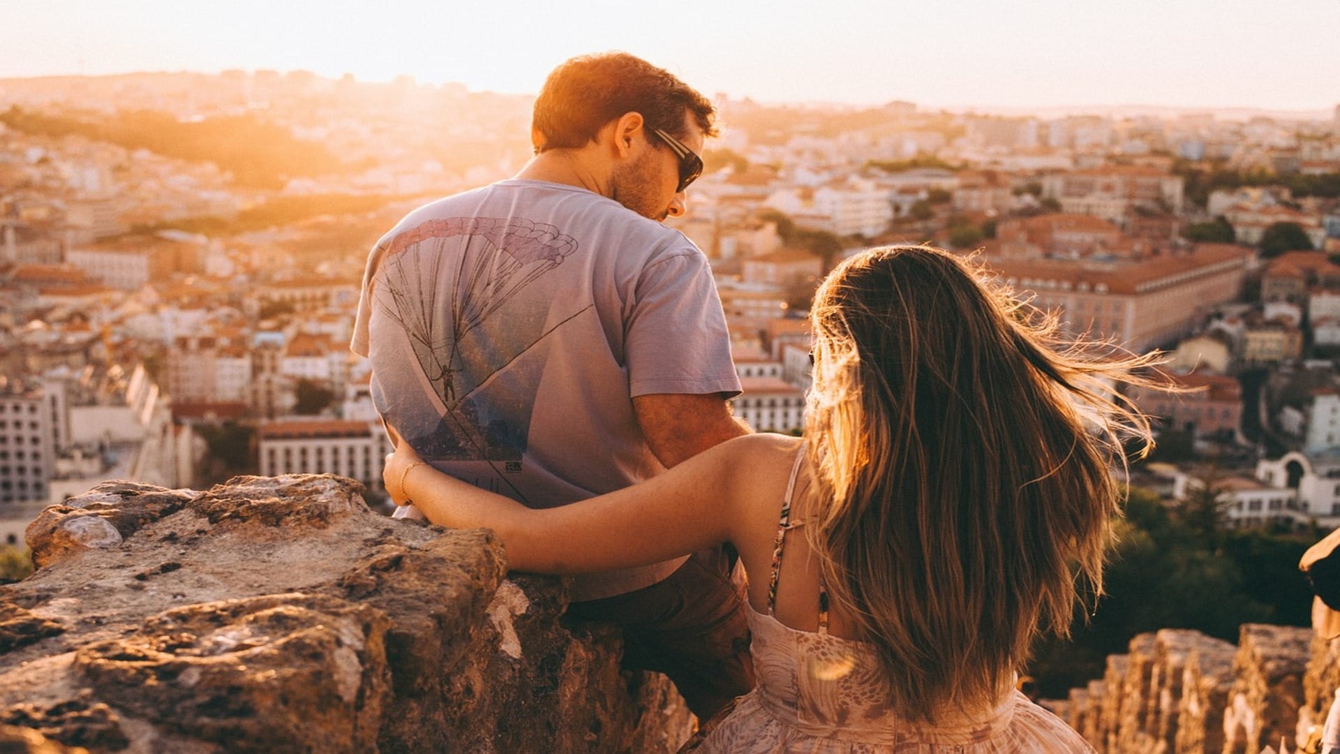 Things to consider before going into hotel with girlfriend in India