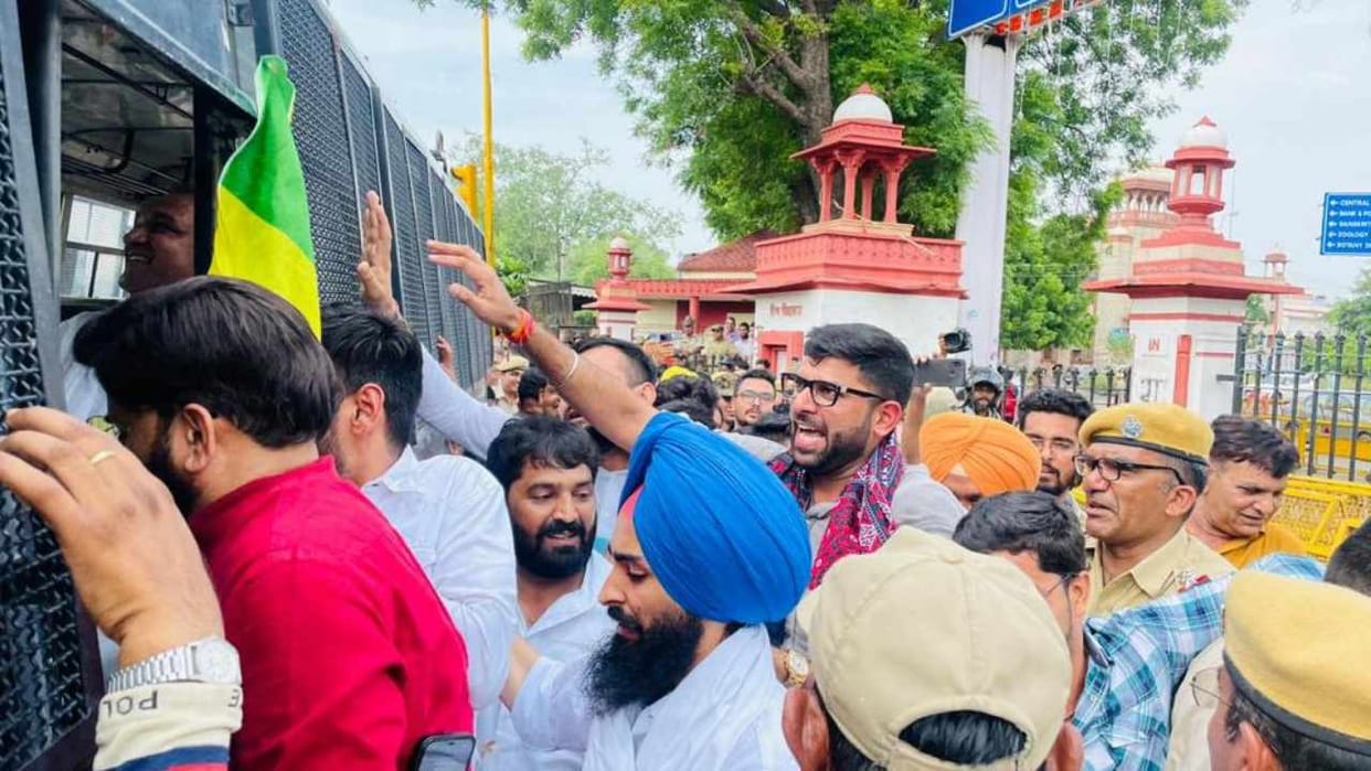 INSO demonstrated in Jaipur demanding student union elections in Rajasthan