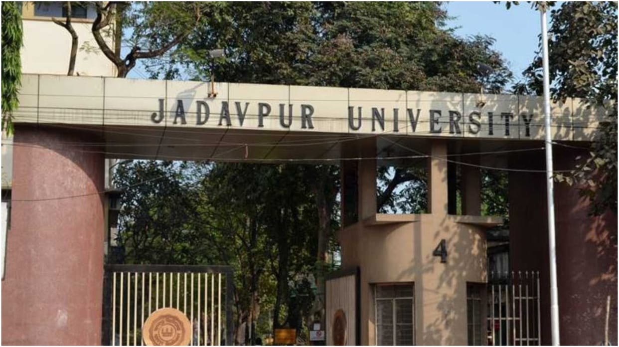 TMC delegation meets family of deceased Jadavpur University student
