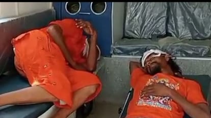 Bihar News : कांवरियों को ले जा रहे ऑटो ने बस में मारी टक्कर, आठ घायल; हादसे में घायल PMCH लाए गए Bihar News : Auto carrying Kanwariyas collided with a bus; many injured.bihar police