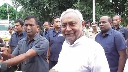 CM Nitish Kumar not met opposition leader in Delhi, returned after eye treatment, atal bihari vajpayee tribute