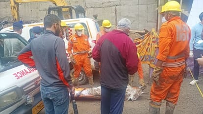 Himachal Weather Update: shimla summer hill landslide Rescue operation continues Body recovered