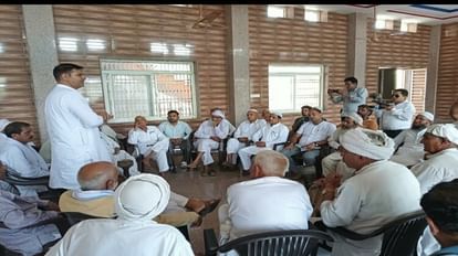 Haryana: विशेष समुदाय के साथ ज्यादती हुई तो आगे खड़ी मिलेंगी दादरी की खापें, बोले- सरकार ने करवाई नूंह हिंसा Haryana: If excesses done with particular community, then Khapans of Dadri will stand ahead