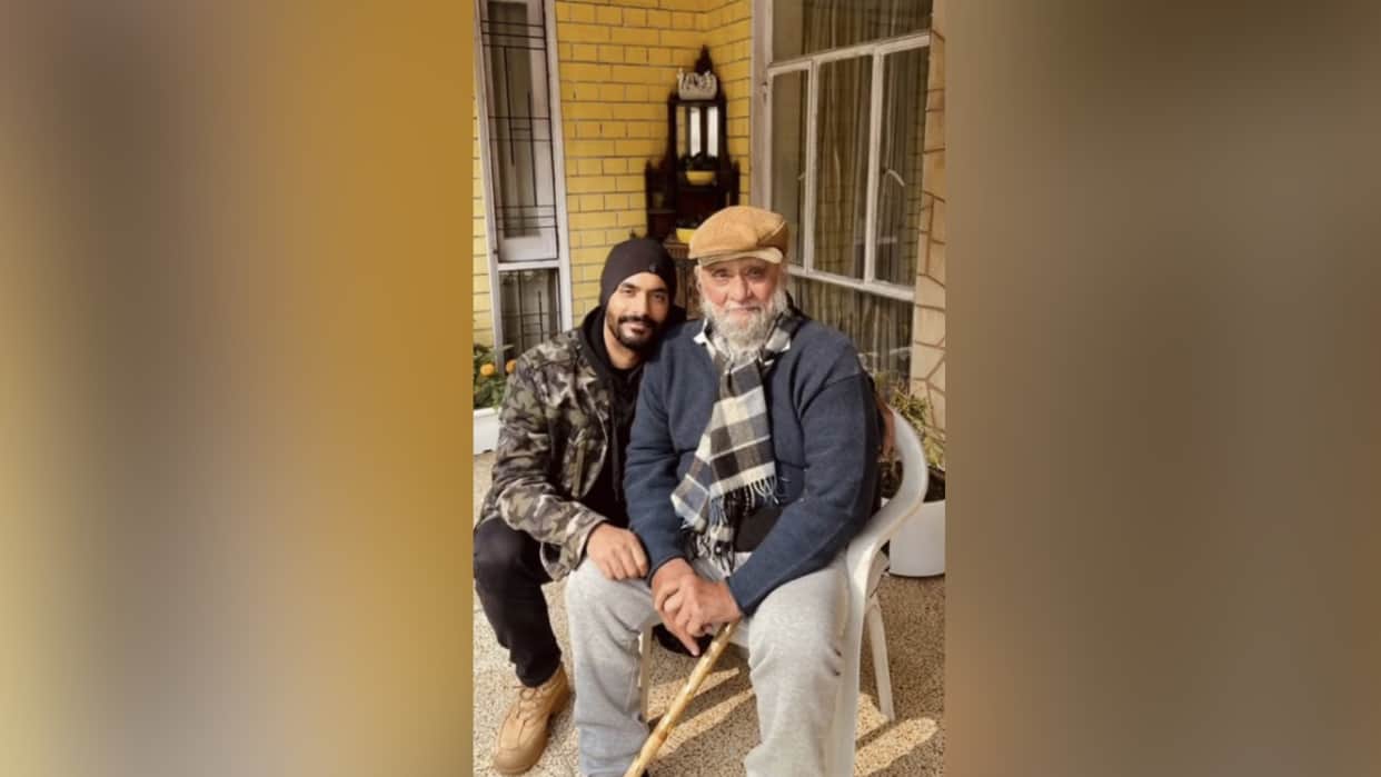 Bishan Singh Bedi Death Spin legend And Angad Singh Bedi Father appeared in R Balki Abhishek Bachchan Ghoomer