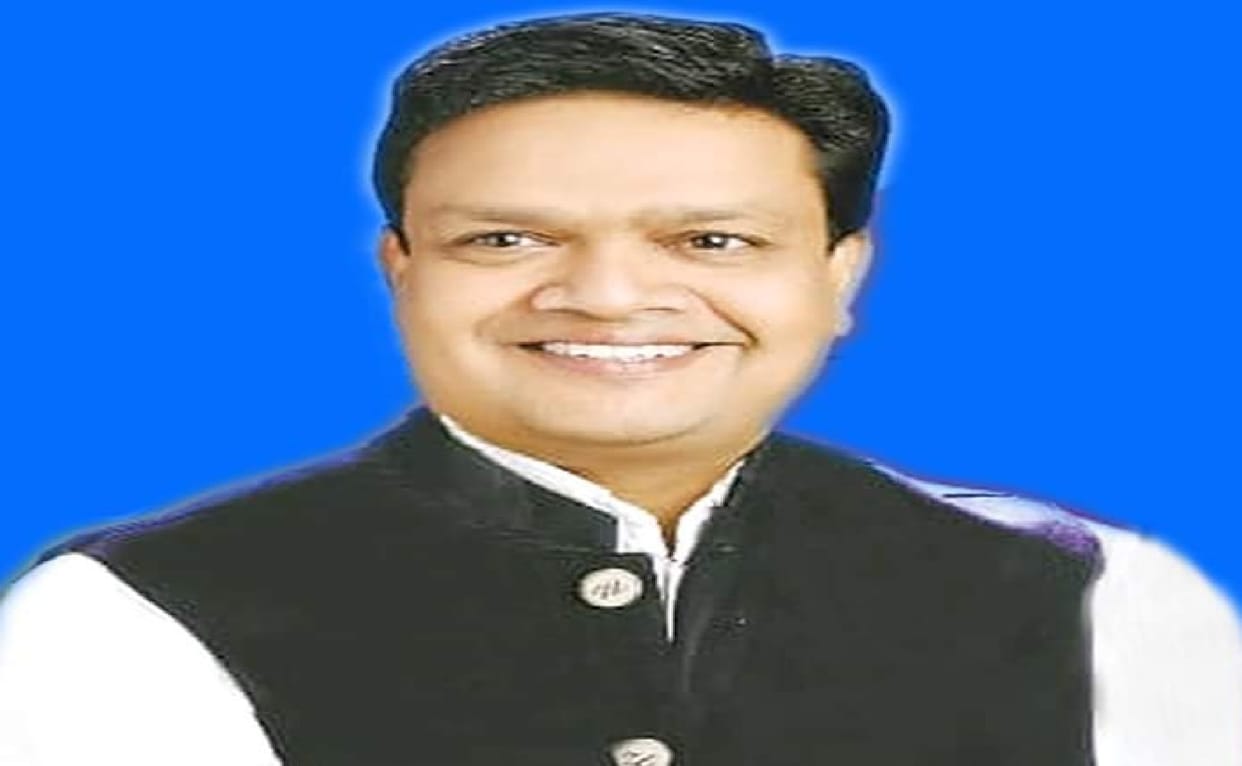 BJP gave ticket to Devlal Thakur from Dondi Lohara assembly constituency