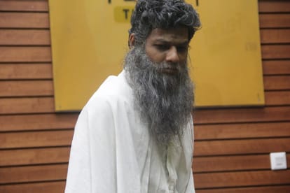 drama patloon tells about the story of a fifty years old man bhagwan