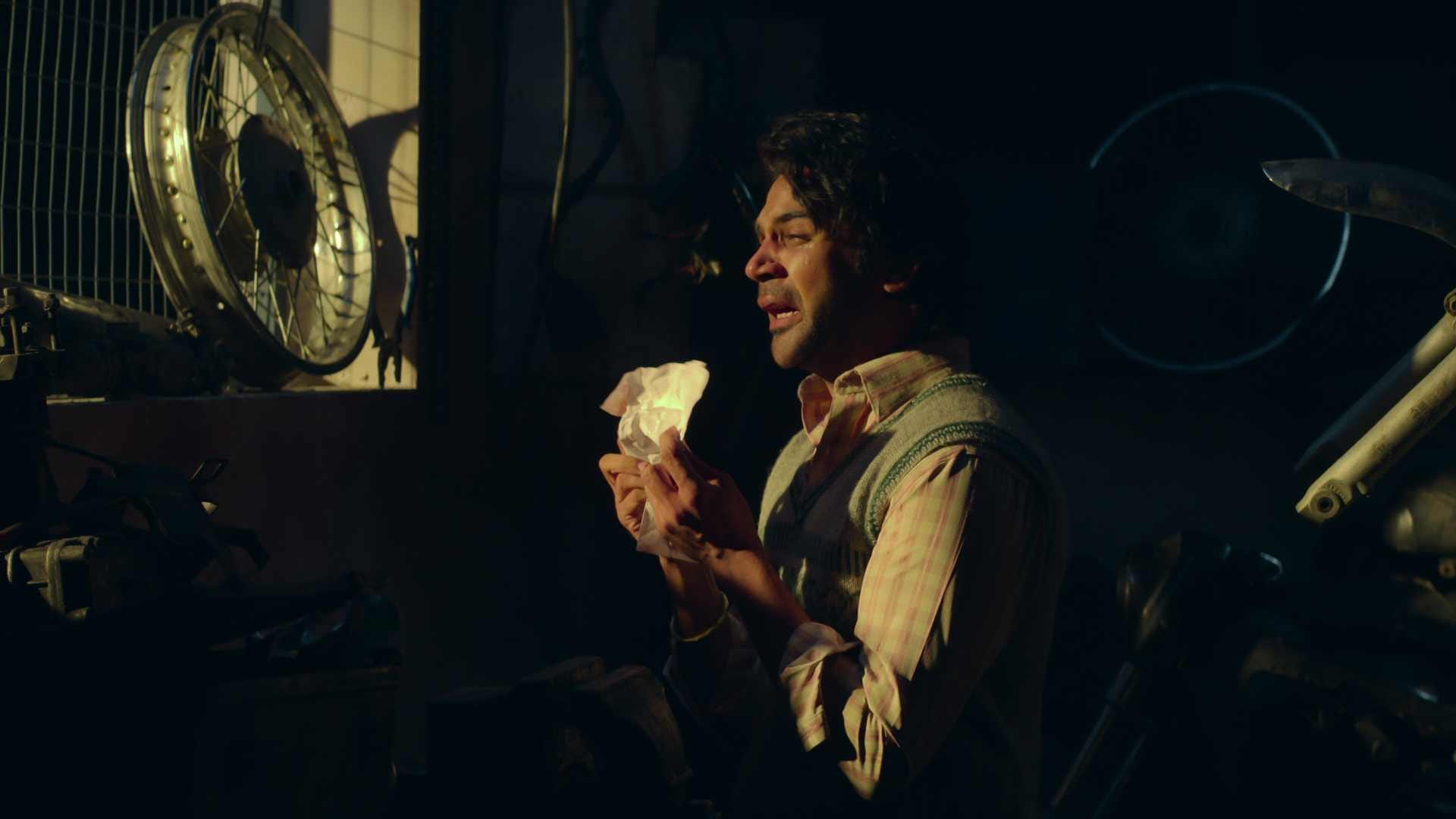 Netflix release Rajkummar rao Dulquer salmaan Adarsh Gourav Gulshan Devaiah Guns and Gulaabs season 2 promo