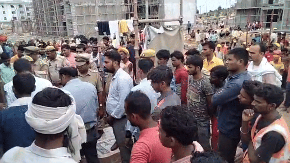 Female laborer died after falling from stairs of under construction medical college