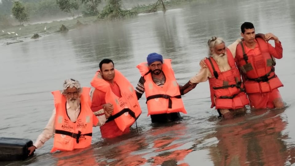 Punjab Flood News hoshiarpur kapurthala rescue operation ndrf all update
