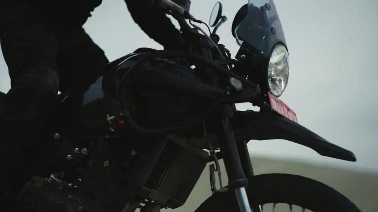 Royal Enfield Himalayan 450 official teaser released Know Specs Features Expected Price