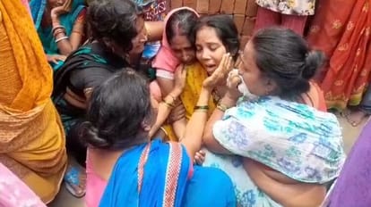 Darbhanga News : Dead body of dance teacher found in class room, relatives said- murder has happened