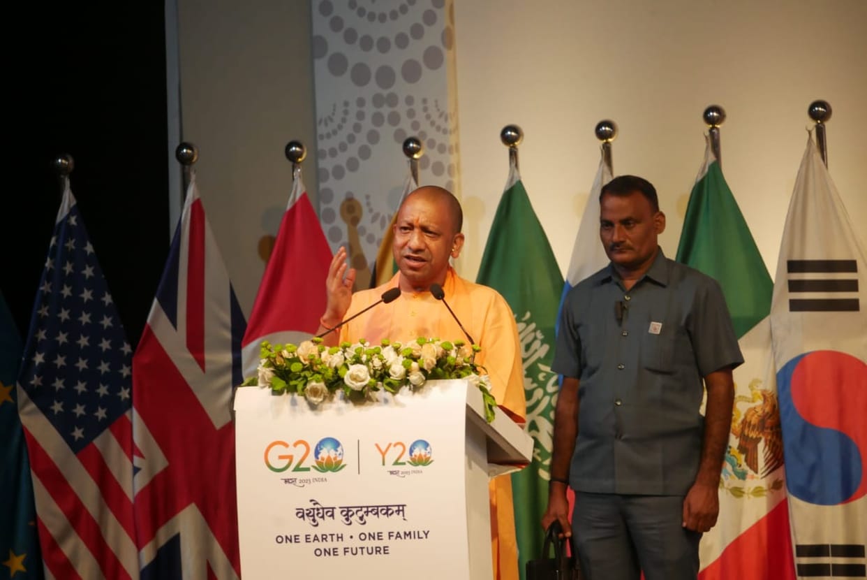 CM Yogi In Varanasi: Be it Ram or Krishna, Shankaracharya or Vivekananda, the youth gave a new direction