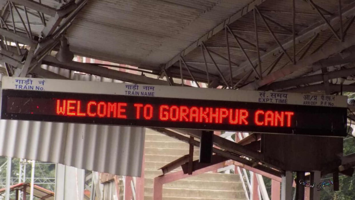 Six trains including Vaishali, Sampark Kranti, Satyagraha ran late by two hours