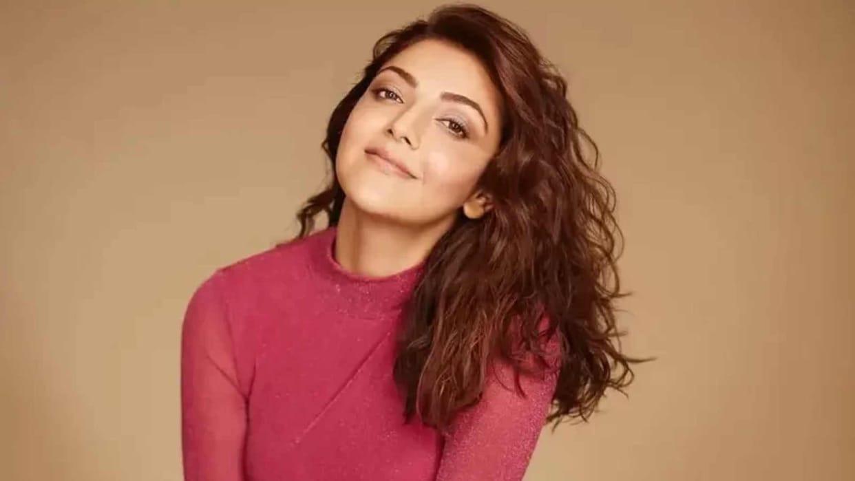 Kajal Aggarwal gets Uncomfortable when a Man Misbehaves With actress video goes viral on Internet