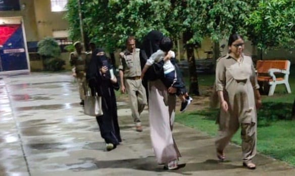 Abbas Ansaris wife Nikhat released, remained in jail for almost 188 days, left for Prayagraj with brother in l
