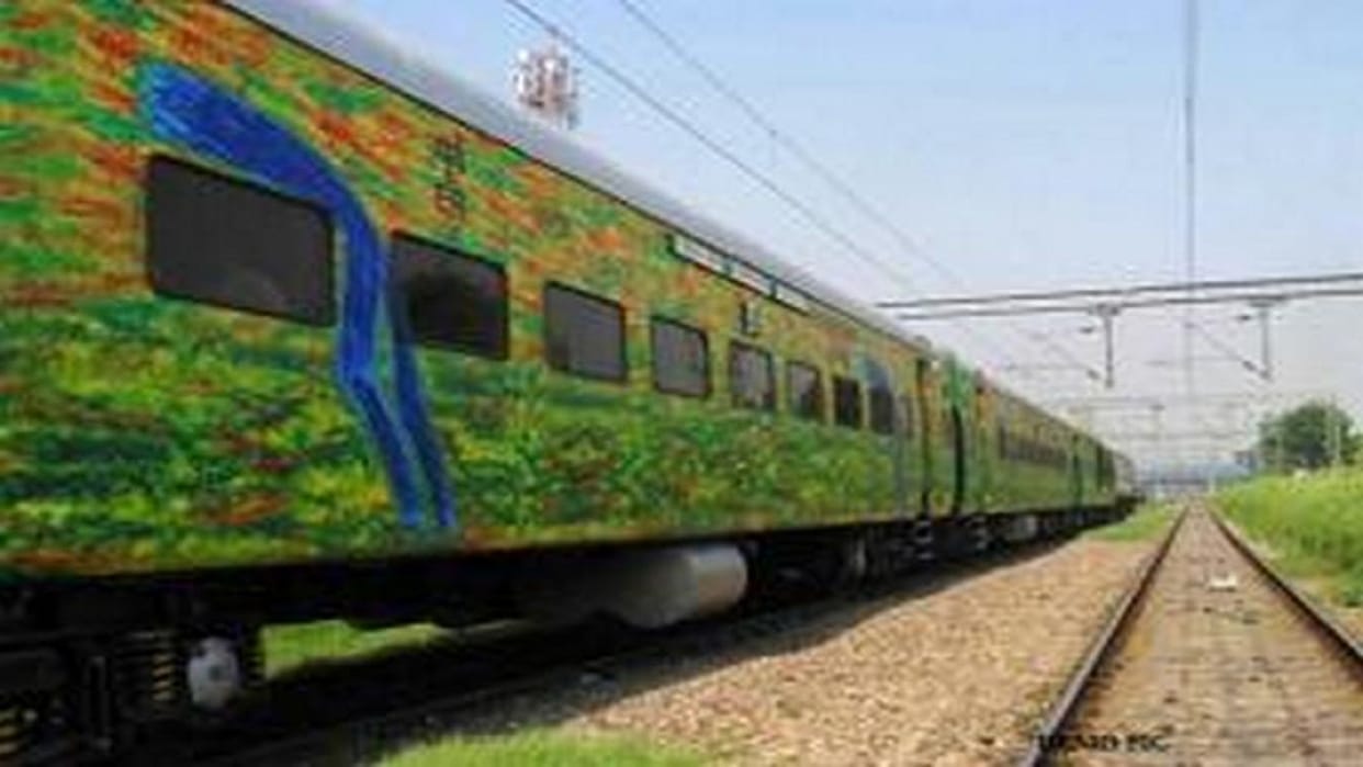 Proposal to run Mumbai Duronto daily and Ahmedabad Superfast for three days