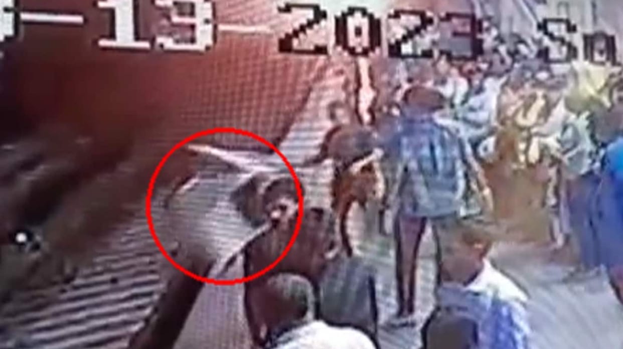Man Falls On Tracks After Being Slapped, Train Runs Him Over Moments Later: Maharashtra news & update