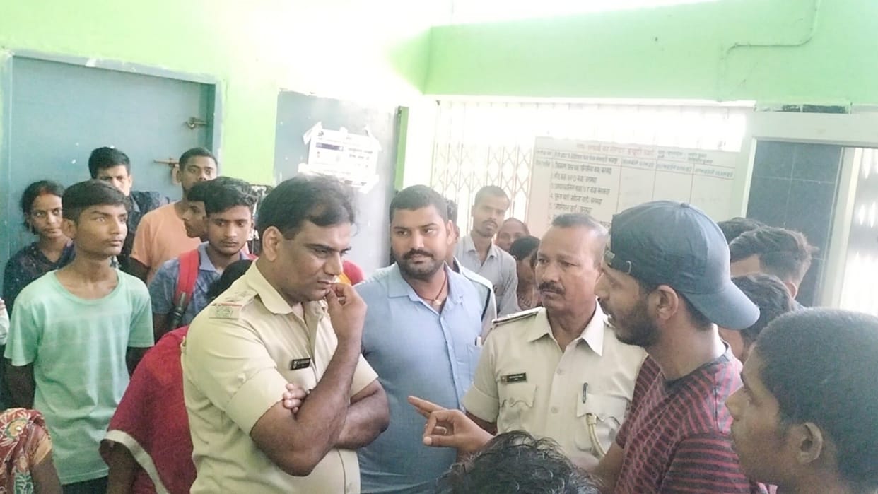 Newborn child died due to non-availability of ambulance from Hilsa Sub-Divisional Hospital in Nalanda
