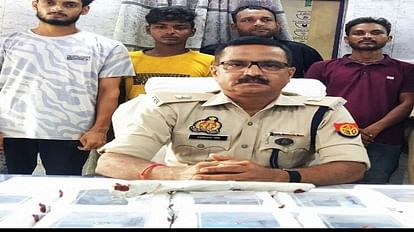 Police caught four thieves stole 19 mobiles from Bageshwar Dham