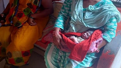 ईश्वर का मासूम ने क्या बिगाड़ा: जन्म के बाद मां की गोद भी नसीब न हुई, बच्चे को आंचल से भी न लगा पाई और चल बसी After birth, the newborn did not even get the mother lap