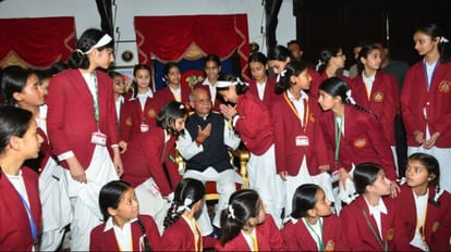 Raj Bhavan Himachal Pradesh Open For Public 60 Students Visited on first day