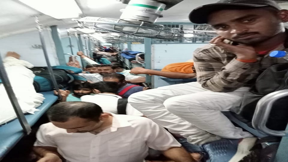 case of traveling on general ticket in sleeper coach in Chhattisgarh Express
