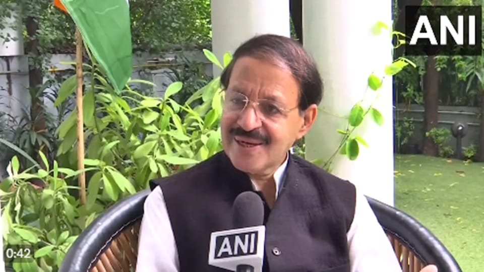 Congress Leader Rashid Alvi Attacked Pm for shivshakti name bjp reacts
