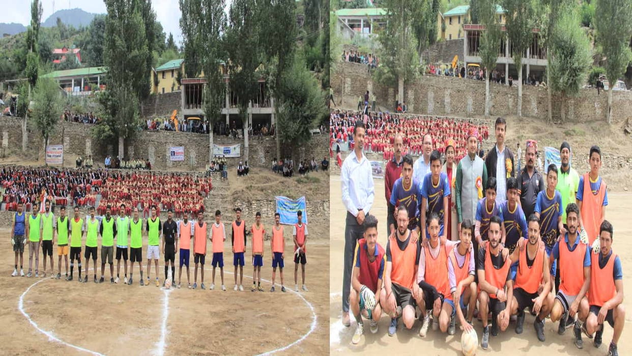 Thrill of football at an altitude of 11 thousand feet in Killar, 12 teams from Jammu and Himachal are particip