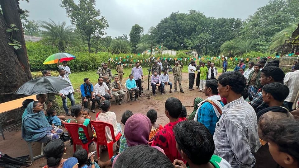 Collector and SP made people aware for voting in Jagdalpur