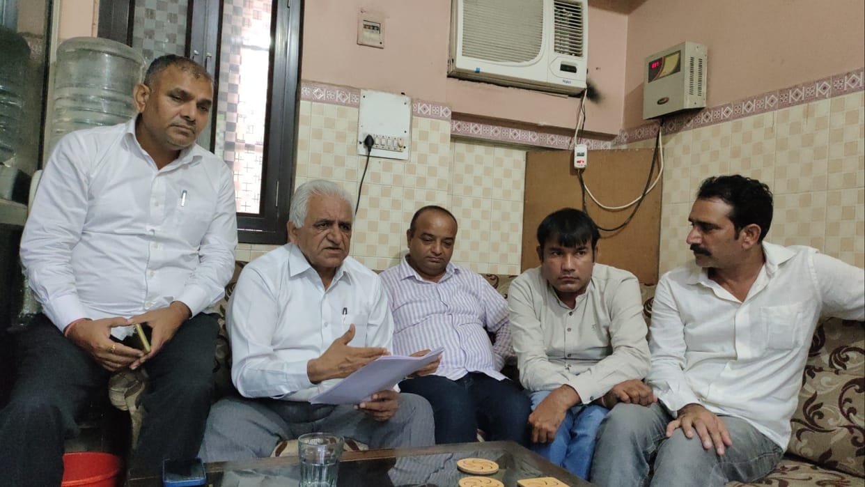 JJP sends legal notice to Surjewala on statement of monster