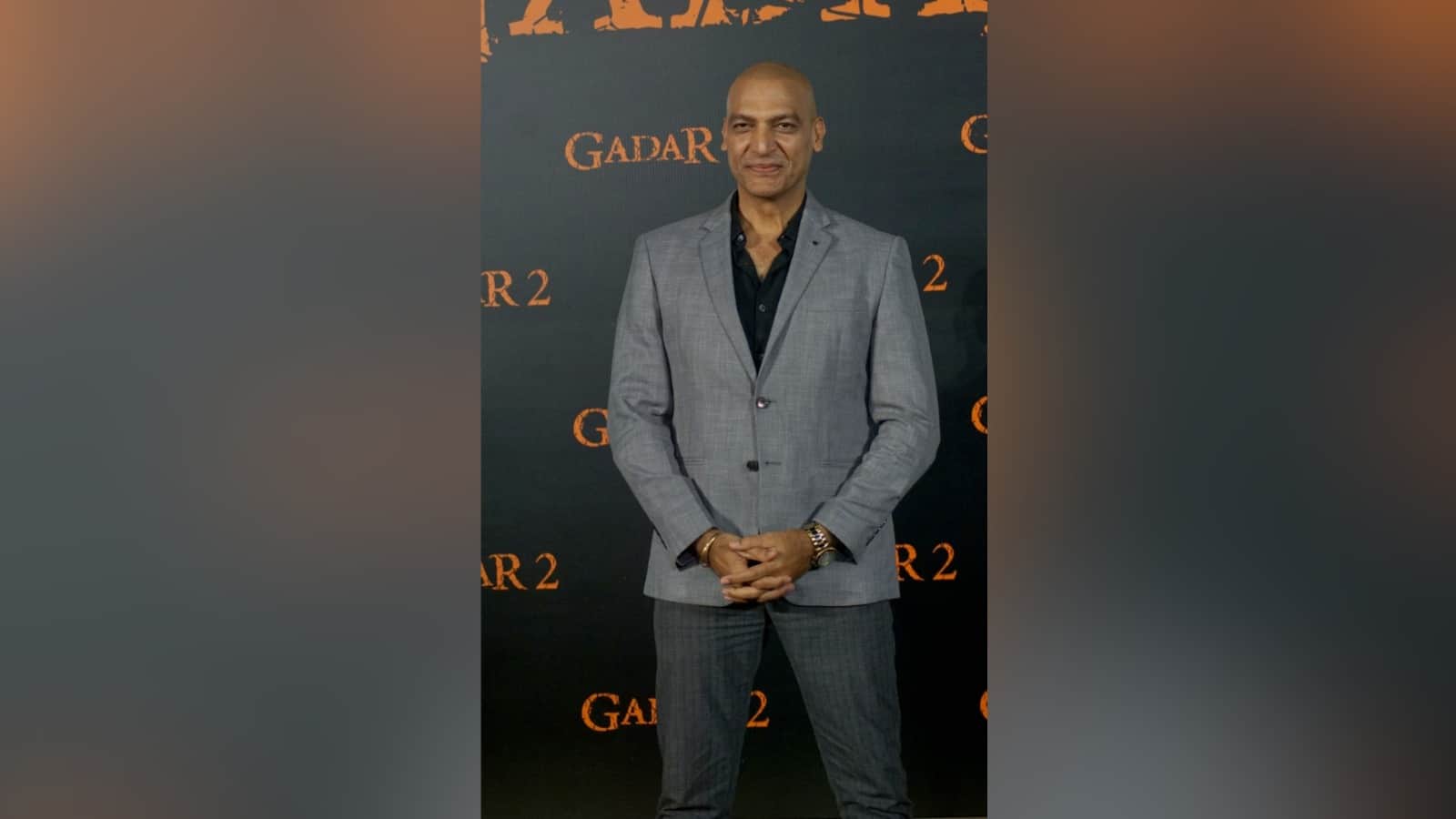 Gadar 2 Manish Wadhwa father-in-law passed away during film success party, actor Revealed and Got Emotional
