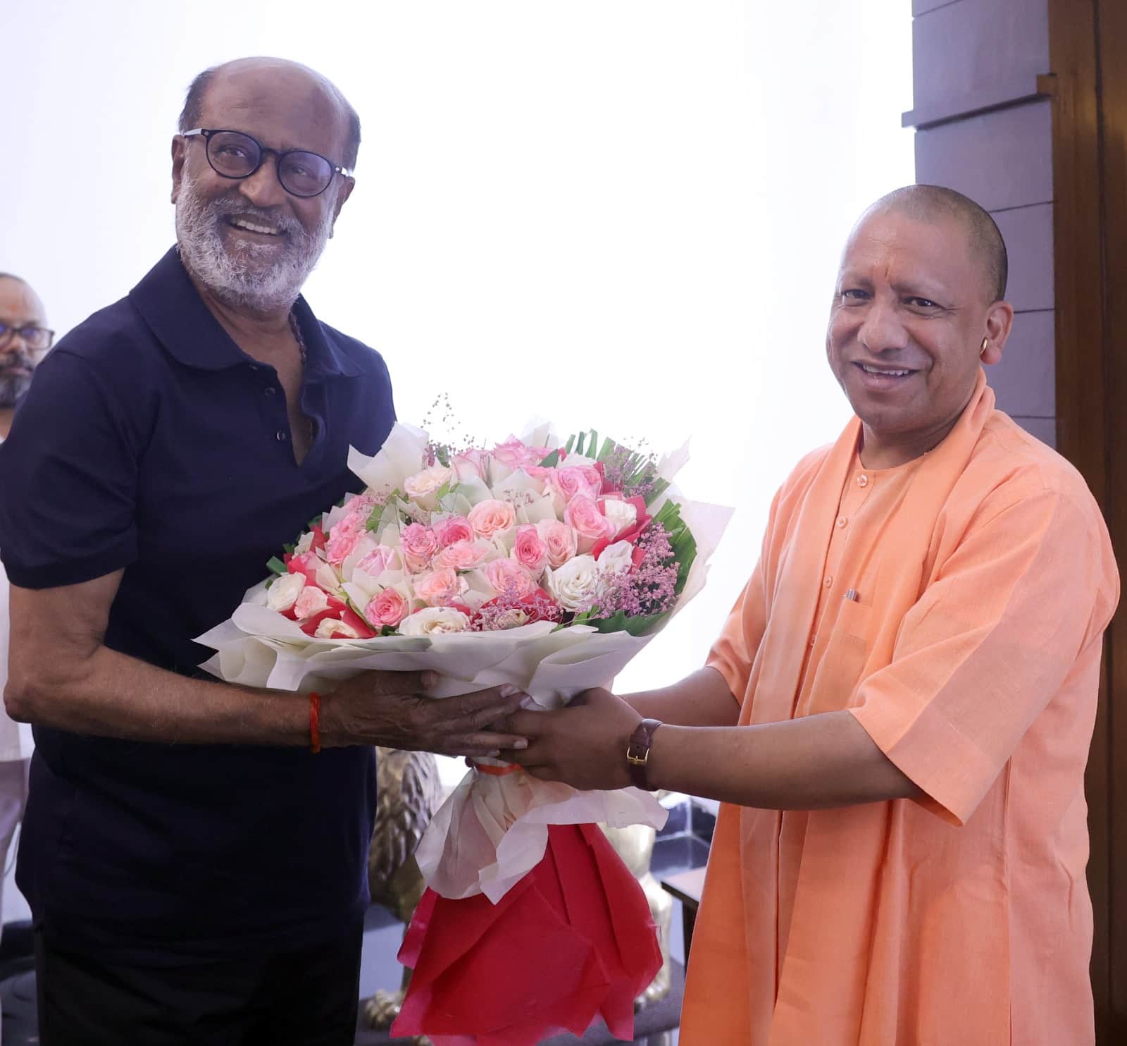 Jailer star Rajinikanth explains why he touched CM Yogi Adityanath Feet says It is my habit I respect sanyasi