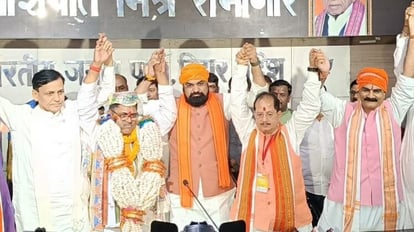 Bihar News : सम्राट की जगह सहनी को लाकर भाजपा ने एक साथ तीन दांव खेले; क्या कुछ बदल जाएगा, समझें यहां Why BJP party replaced samrat chaudhary to hari sahni as leader of opposition in bihar vidhan parishad