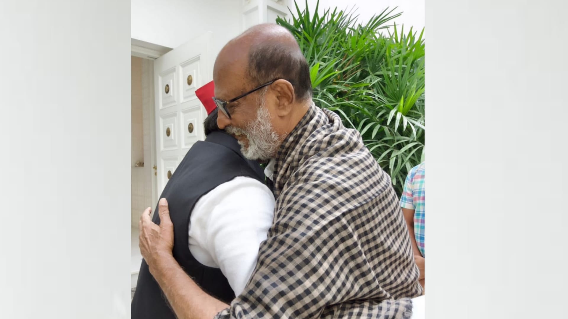 Actor Rajnikanth meets to Samajwadi Party leader Akhilesh Yadav.