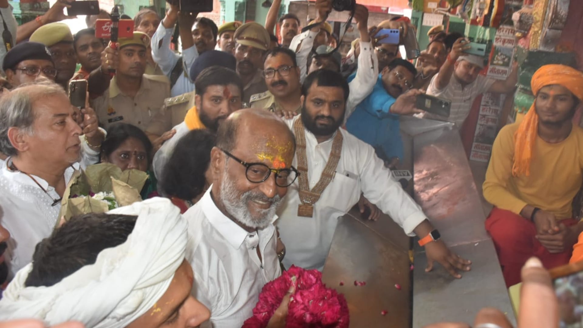 Film actor Rajikanth on Ayodya visit.