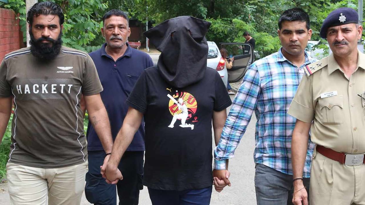 International drug syndicate: 350 crore drugs money sent abroad through hawala