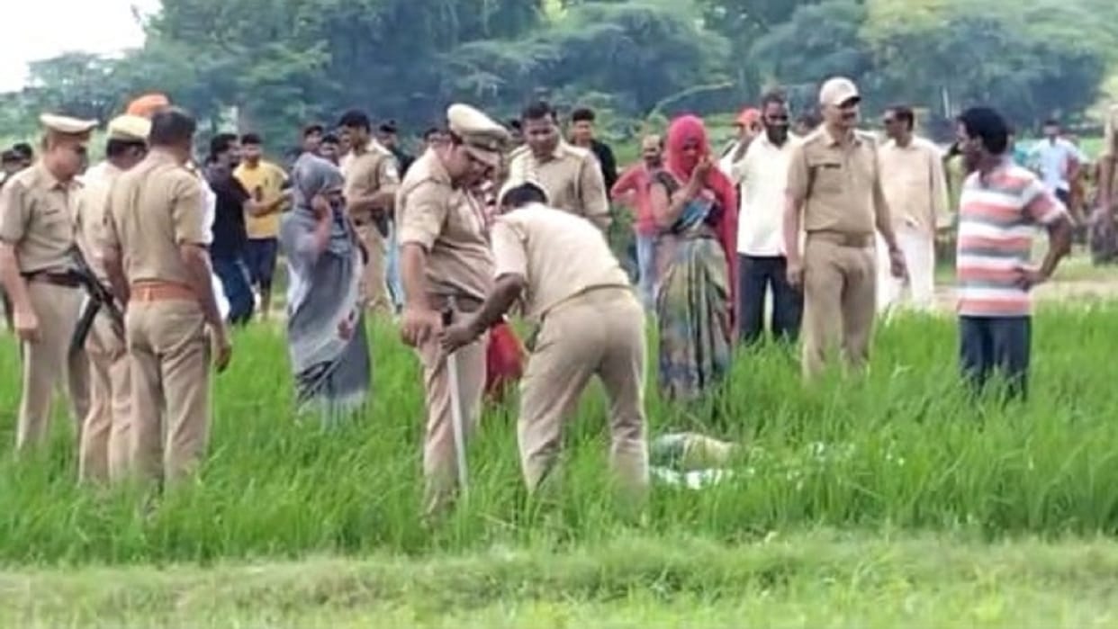 Girl friend strangled to death on pressure of marriage, distant relative took a dreadful step