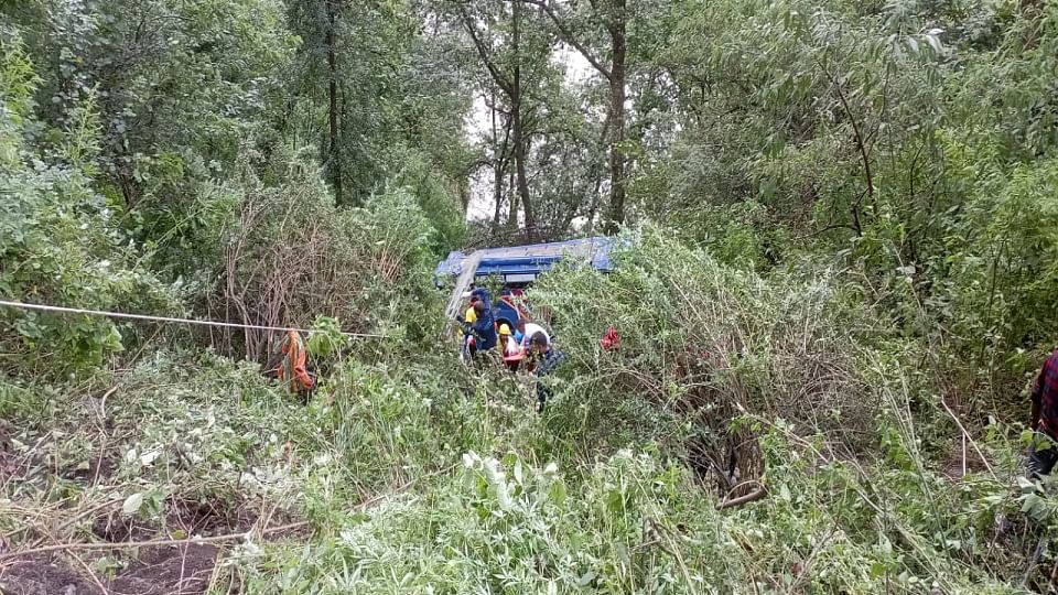 Uttarakhand Gangotri Accident Bus Carrying 35 Pilgrims Fell Into Ditch On Gangotri Highway News