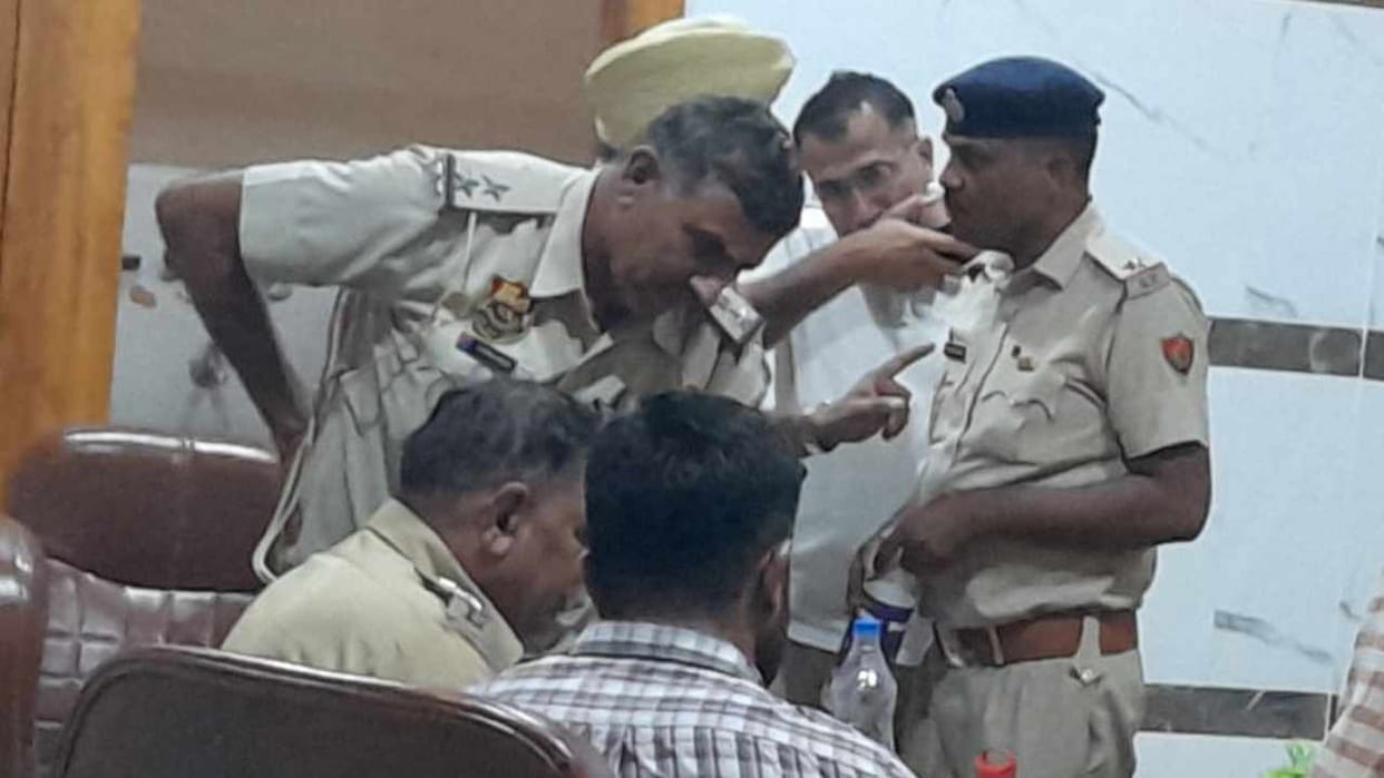 Firing on LIC official in Tohana of Haryana