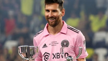 Video Watch Lionel Messi won first trophy in America David Beckham team Inter Miami won Leagues Cup first time