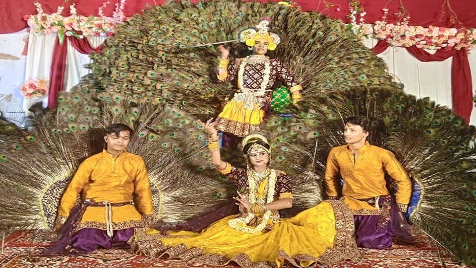 Artists celebrated at Revati Maiya Mela in Hathras