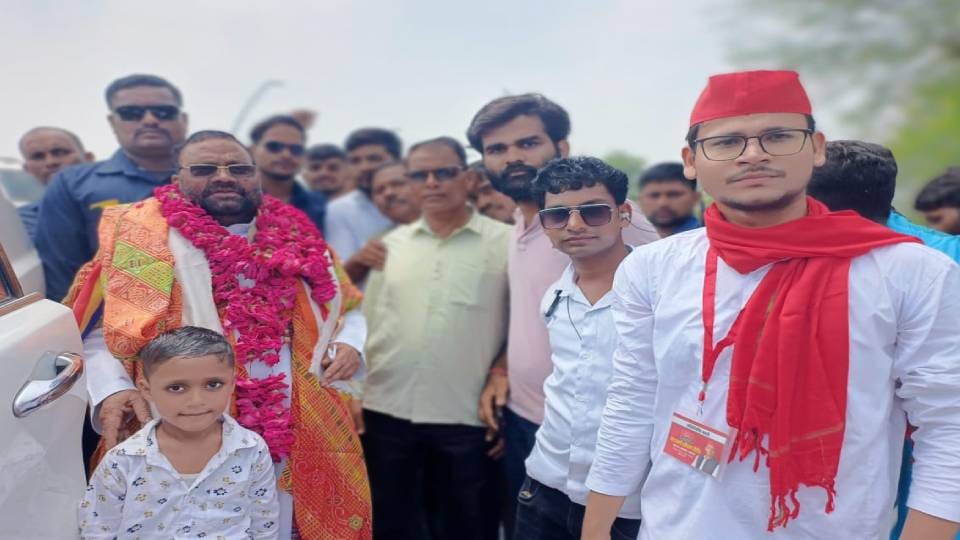 Swami Prasad Maurya said in Mainpuri that government is walking on path of Hitler