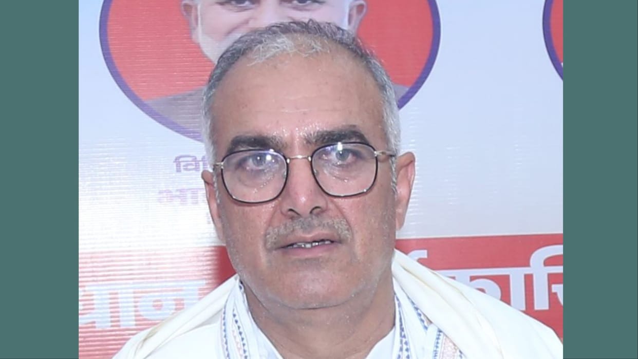 MP Sanjay Bhatia taunted Randeep Surjewala