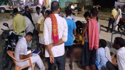 A young man died in a face-to-face collision between a tractor and a bike in Bettiah