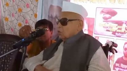 MP News: पूर्व राज्यपाल कुरैशी का विवादित बयान, जानें अपनी ही पार्टी के साथ भाजपा को क्या नसीहत दी MP News: Controversial statement of former Governor Qureshi, said- Nehru's heirs are taking out religious trip