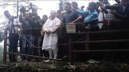 JP Nadda: जेपी नड्डा बोले- हिमाचल को जो चाहिए, वह मिलेगा; नुकसान का लिया जायजा BJP Chief JP Nadda Take Stock Of The Devastation Caused By Heavy Rains And Floods In Shimla Sirmour