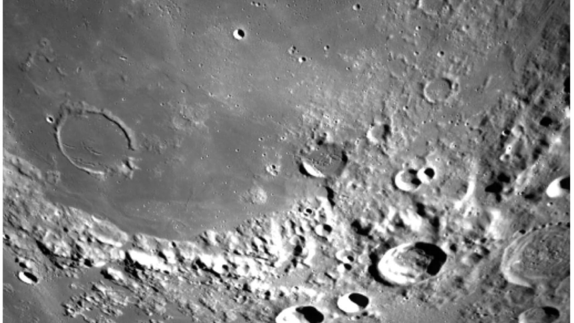 ISRO shares pictures of remote parts of the moon, know how to see Vikram Lander's landing