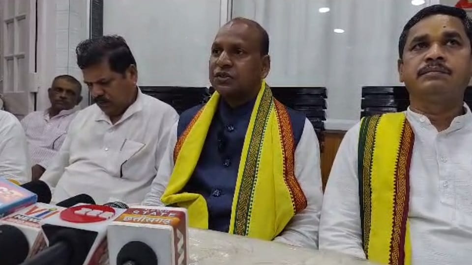 Gondwana Ganatantra Party will contest on 60 seats