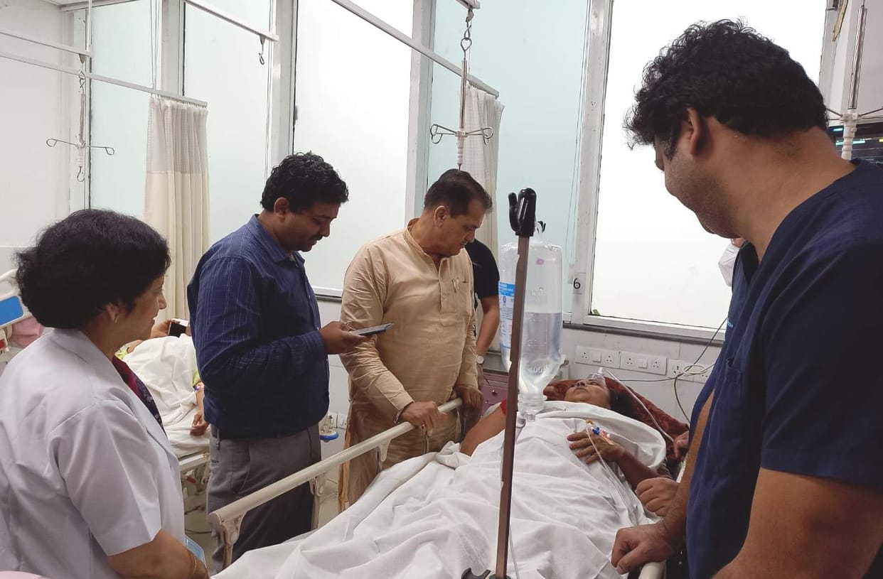 Gangotri Bus accident five Injured is critical who admitted in AIIMS six dead bodies sent to Gujarat