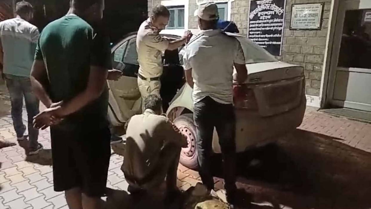 young man health deteriorated during police search in Sundernagar, died in hospital